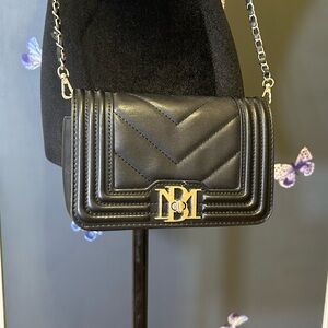 🥈Badgley Mischka Small Chevron Quilted Crossbody Black Vegan Leather